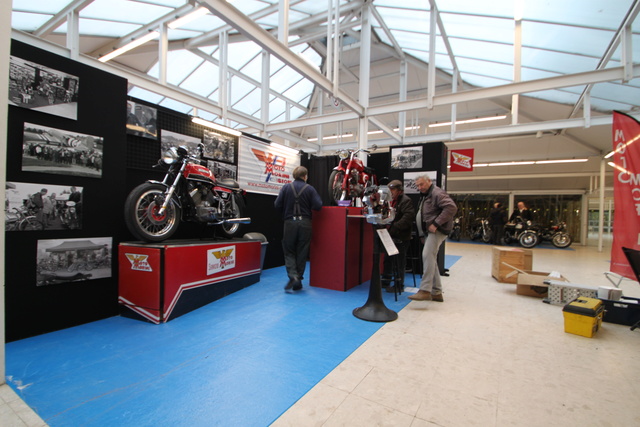 salon moto légende 2018 - Page 2 Img_7931