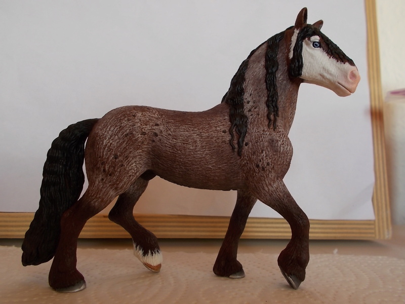 I started with repainting - Schleich horses - Page 4 Friese17