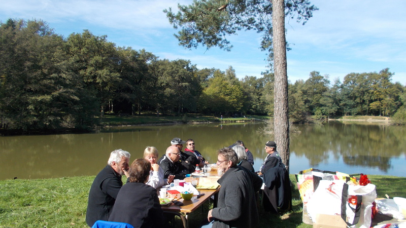 5 ème rassemblement des membres du forum à MEILLONNAS (01) les 06,07 et 08 octobre 2017 - Page 2 Dscn1414