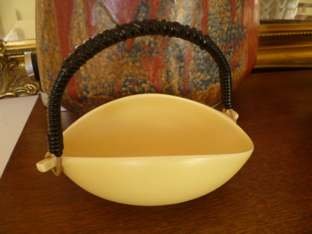 Dutch 1960's Eggshell Glaze Yellow Twisted Eliptical Wicker Handled Bowl P1280312