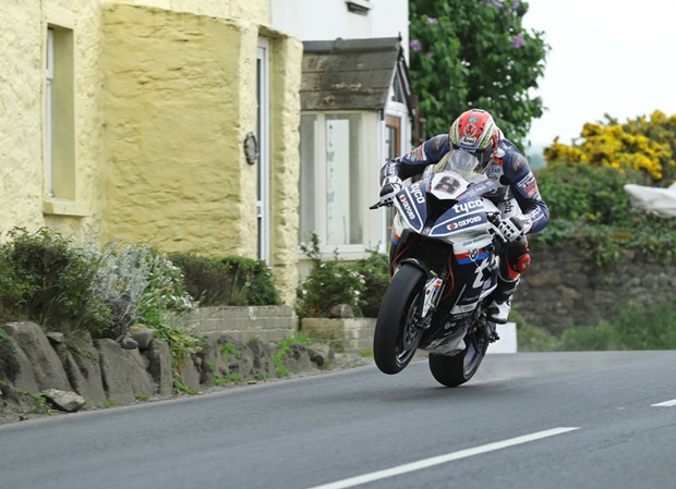 RACING - [Road Racing] TT 2018 - Page 5 Dan-kn10