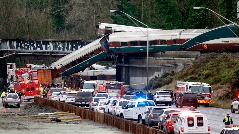 *breaking news* Amtrak train derailment: Deaths reported in Washington state crash & UFO 17121810