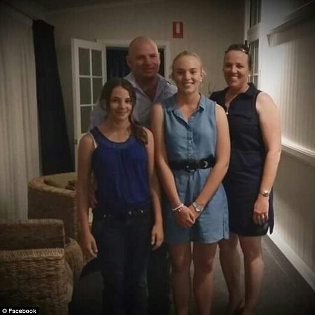 WTF wednesday Australian teen girl suicide 2018 due to bullying Emily Stick, 13 and  Amy "Dolly" Everett aged 14  47f55612