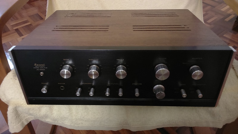 Sansui AU-555A integrated amplifier (sold) Dsc_0010