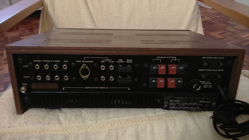 Sansui AU-555A integrated amplifier (sold) Dsc_0012