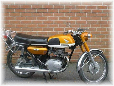 Honda 125 CB K4 année 1972 (Estimation)