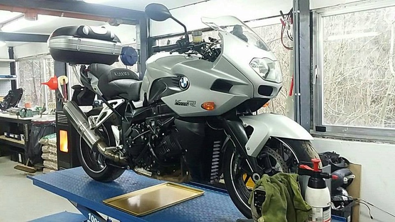 quelle huile moteur pour une K1200R SPORT 2007 26219811