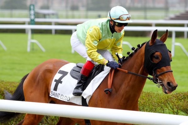 Quinté Prix de Montigny - Deauville - Lundi 9/04/18 E4c94c10