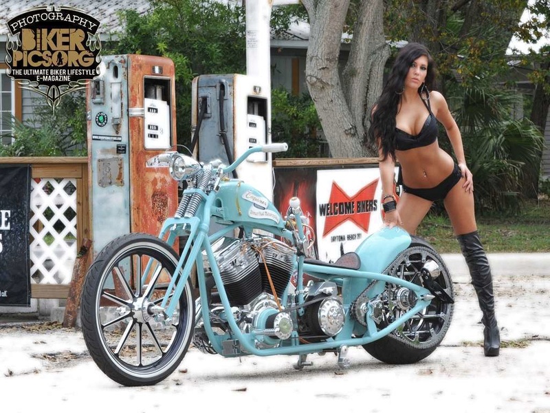 CHOPPER AND PIN UP !!!!! (interdit - 18 ans) - Page 16 Biker-10