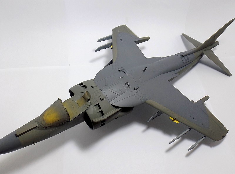 AV-8B Harrier II plus - Trumpeter - 1/32 - Page 2 Av-8b315