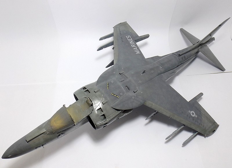 AV-8B Harrier II plus - Trumpeter - 1/32 - Page 3 Av-8b422