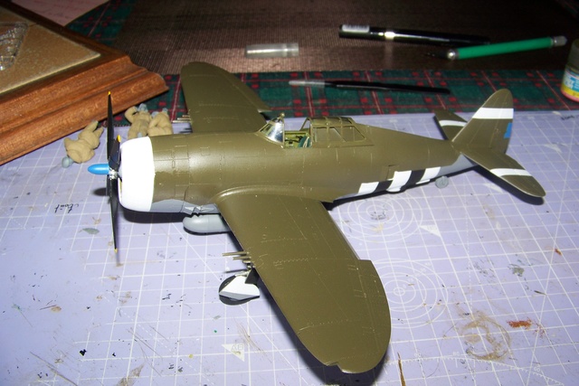 1/48 P47 D " RAZORBACK " Picauville juillet 44  Tamiya  - Page 2 00110