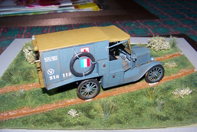 1/35 Ford T Ambulance 1917 ICM ( FINI & Rectifié) - Page 2 2836210