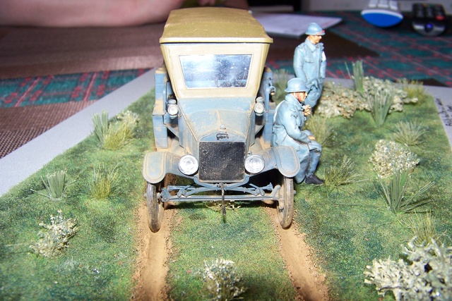 1/35 Ford T Ambulance 1917 ICM  ( FINI & Rectifié) - Page 3 2885510