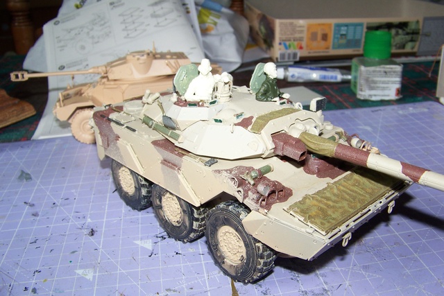 1/35 AMX 10 RC ,Direction Bagdad ! Tiger models - Page 2 2928110