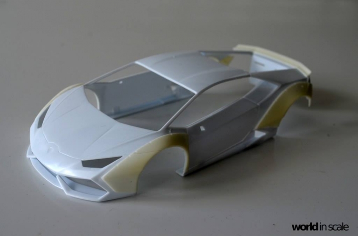 Lamborghini Huracán "Liberty Walk" - 1/24 by Aoshima & Hobby Design 123