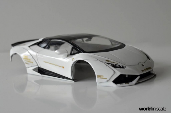 Lamborghini Huracán "Liberty Walk" - 1/24 by Aoshima & Hobby Design 13n10