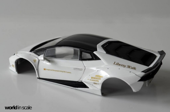 Lamborghini Huracán "Liberty Walk" - 1/24 by Aoshima & Hobby Design 1513