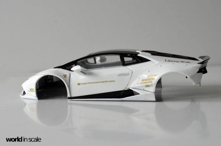 Lamborghini Huracán "Liberty Walk" - 1/24 by Aoshima & Hobby Design 1613