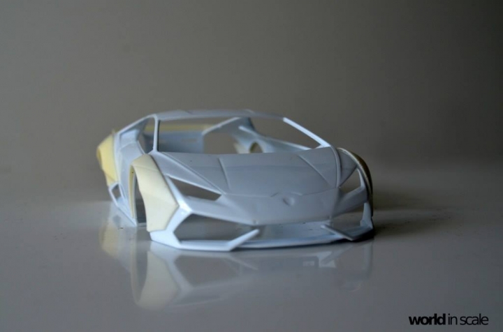 Lamborghini Huracán "Liberty Walk" - 1/24 by Aoshima & Hobby Design 223
