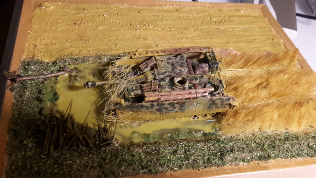 Bergepanther   ( Armourfast 1/72 ) + stug IV (Revell 1/72) -- FINI 10-12-11