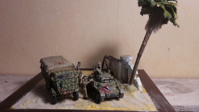 DAK - Pz.Kpfw. II Auf F (REVELL 1/76°) + Moto side-car BMW R-12 (ZVEZDA 1/72°) + BEDFORD QLT (AIRFIX 1/76°) 20180115