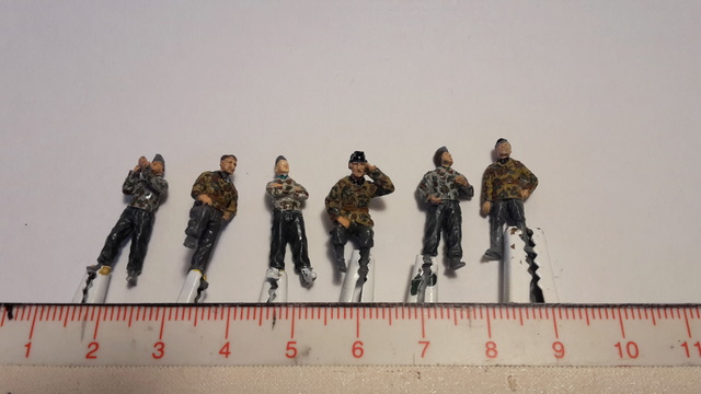 Eine helfende Hand, Hans ? (un coup de mains Hans ?) - Panther et Stug III Revell 1/72 FINI ! 6-12-130