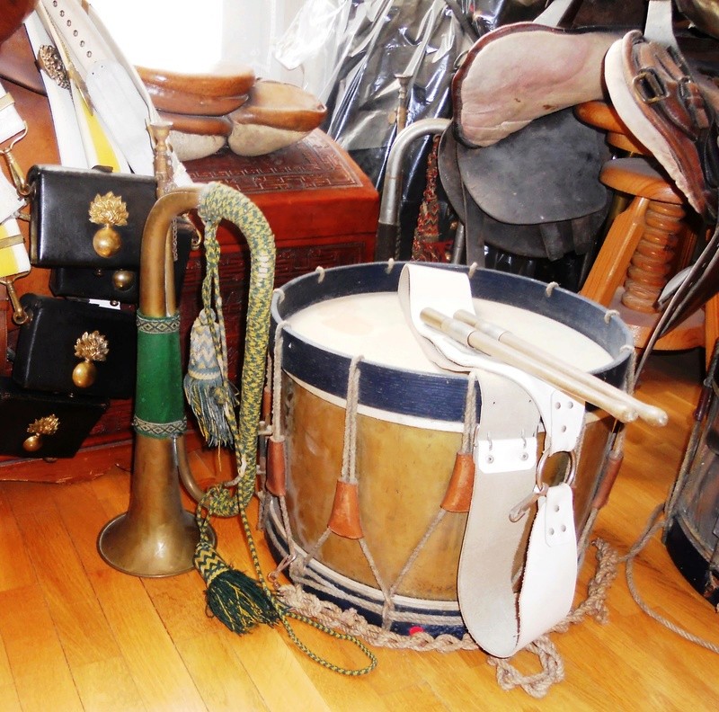 Les instruments de musique : caisses - tambours - clairons - trompettes - Page 3 Dscn0511