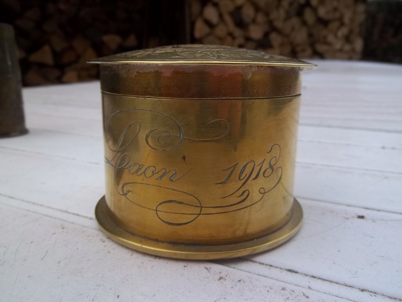 Laon 1918...douille de 1918..... 100_0931
