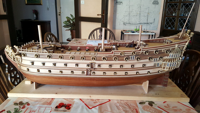 Le HMS Prince 1670 de Constructo au 1/61e de Captain Chris - Page 5 Mantel12