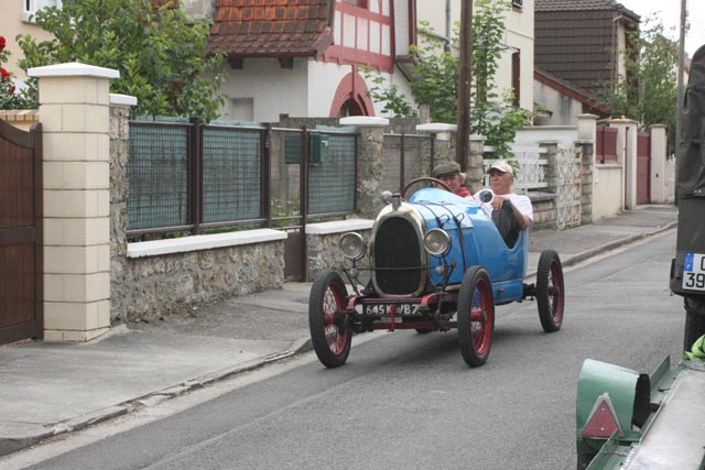 Un jour, une visite, notre Bernard.......... 8d1g3323