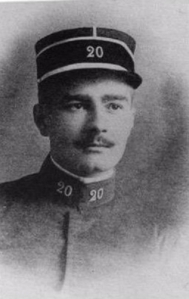 Lieutenant J. Fain, 20eme BCP, ND De Lorette, 9 mai 1915.  Ceimid12