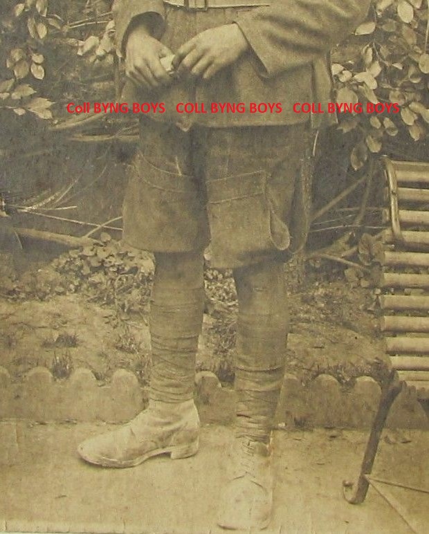 Soldiers with shorts. S-l16032