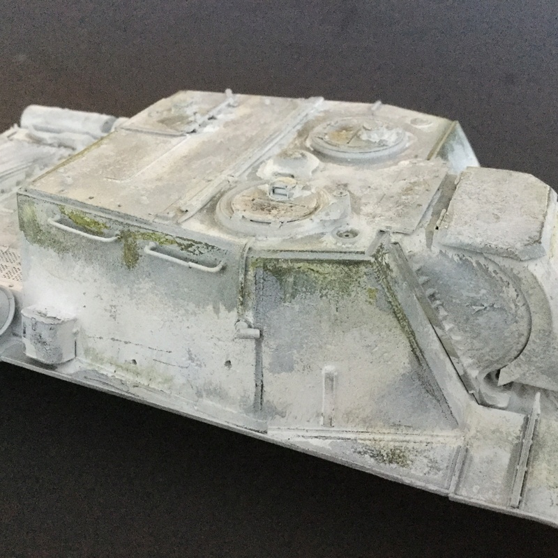 JSU-152 Dragon 1/35 - Page 3 2017-131