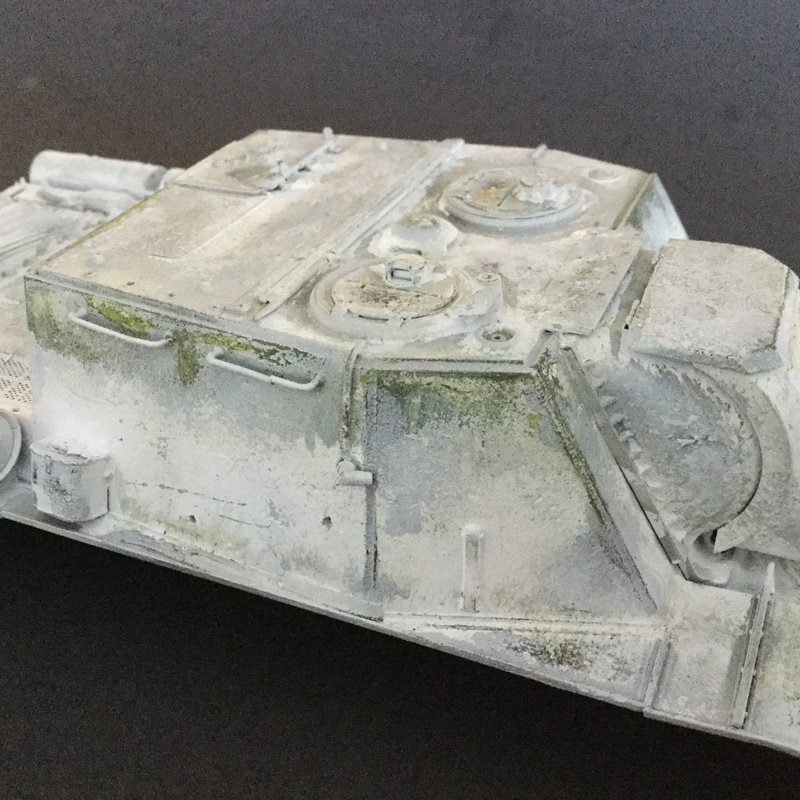 JSU-152 Dragon 1/35 - Page 3 2017-131