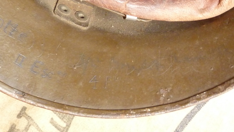 Un casque motorisé mod. 35 - Identifié du 18eme GRDI  P1190314