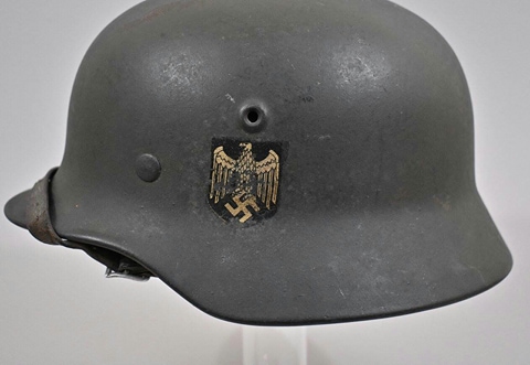 Identification casque allemand Mdle 40 en vue d'une vente Receiv33