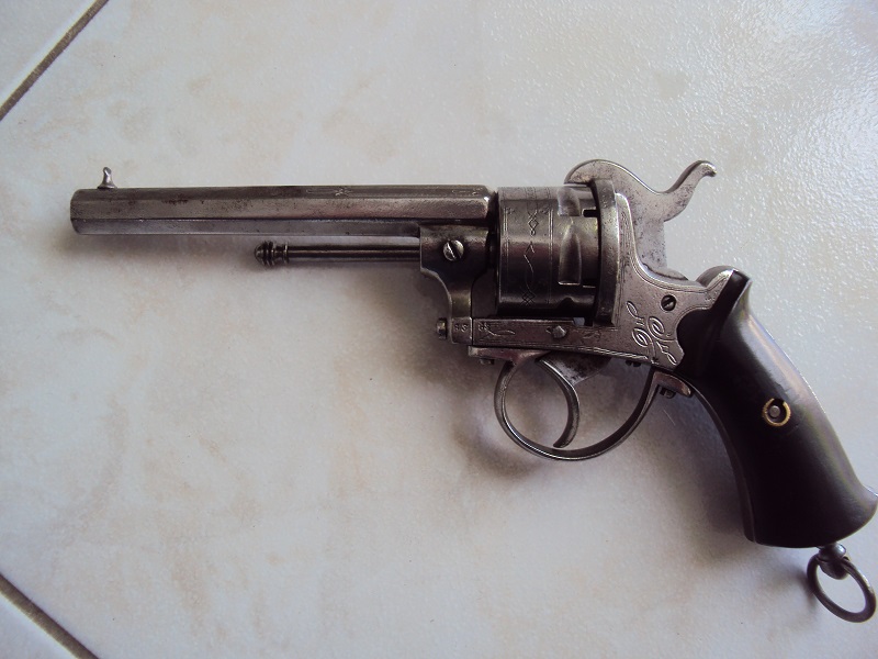 broche - Revolver à broche 9mm ? ou 7mm ? Dsc03260