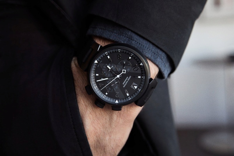 News : Louis Vuitton Tambour All Black Chrono Watch-10
