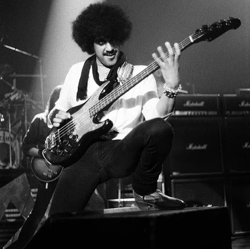 THIN LIZZY - Page 37 1be62910
