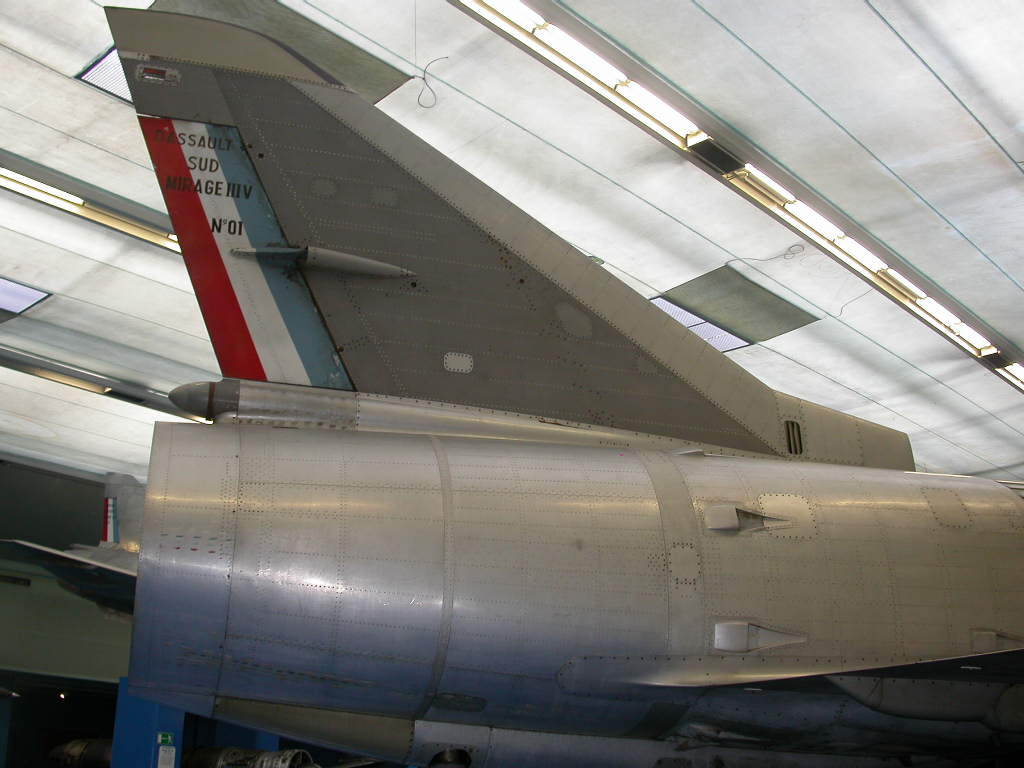 MIRAGE III V-01 , prototype  ADAV  Marcel Dassault , kit shortrun Modelsvit au 1/72 - Page 3 Mirage12