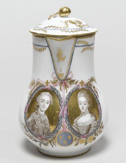 La porcelaine de Limoges et la manufacture du comte d'Artois 04-50412