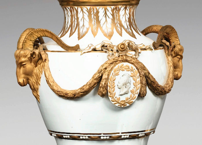 La porcelaine de Limoges et la manufacture du comte d'Artois Captu302
