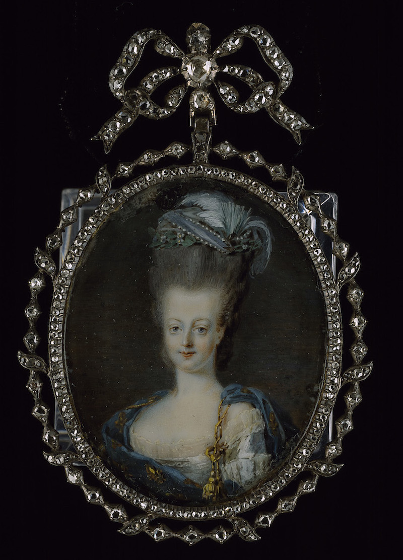 Portraits de Marie-Antoinette par et attribués à Jean-Laurent Mosnier Jean_l11