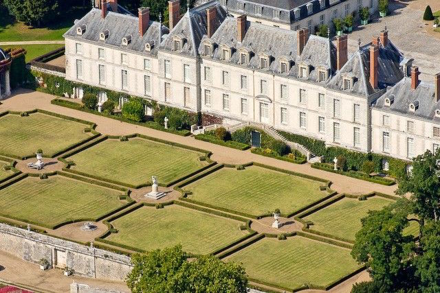 Le château de Ménars, de la marquise de Pompadour (à vendre) Menars13