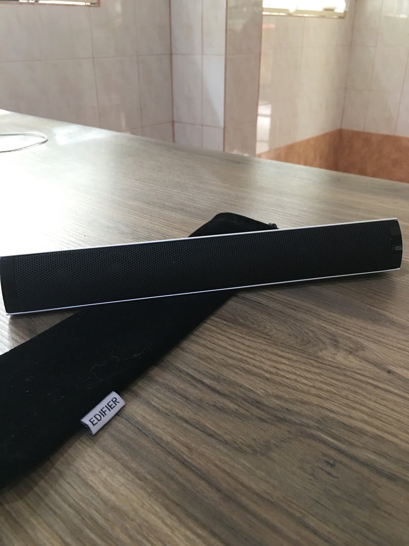 Edifier MP250 notebook speaker Img_1221