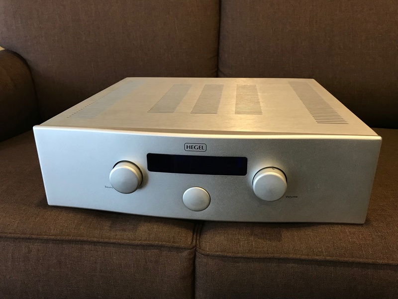 Hegel Audio H200 Integrated Amplifier (Used) SOLD Img_1911