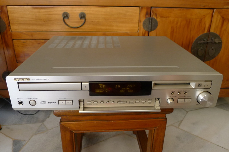 Onkyo FR-435 CD/MD/FM Receiver (Used) SOLD P1140556