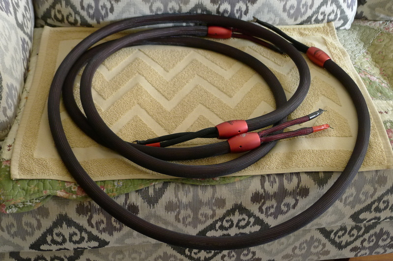 AudioQuest Volcano Speaker Cables, 2.5m Pair (Used) SOLD P1140610
