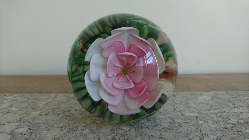 Vintage to recent 20thC Chinese glass paperweights  Dsc_2112